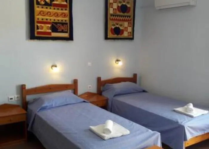 Makelli B2 Karpathos Town (Pigadia)